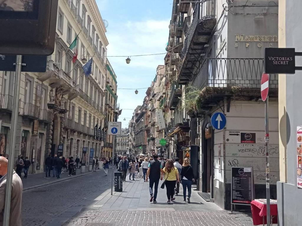 Luisa'S Apartment Naples Exterior photo